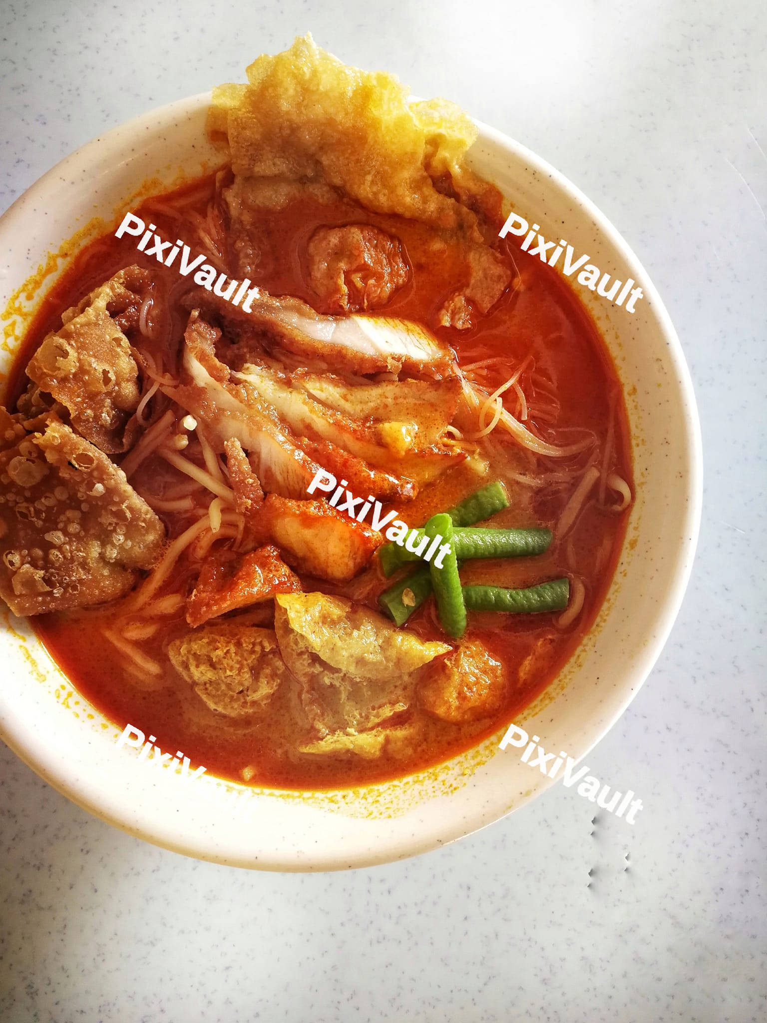 Noodle curry soup